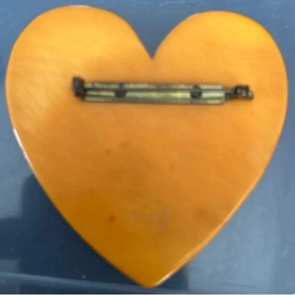 BAKELITE Vintage Antique 1920s to 1930s Butterscotch Oversized Heart Brooch Pin